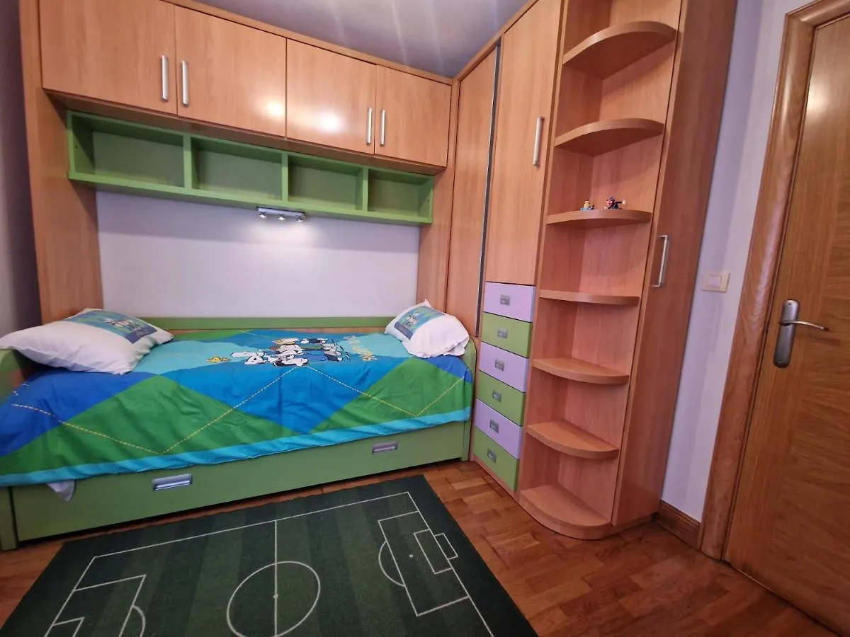Family Apartment / Apartamento Familiar Getxo Spain