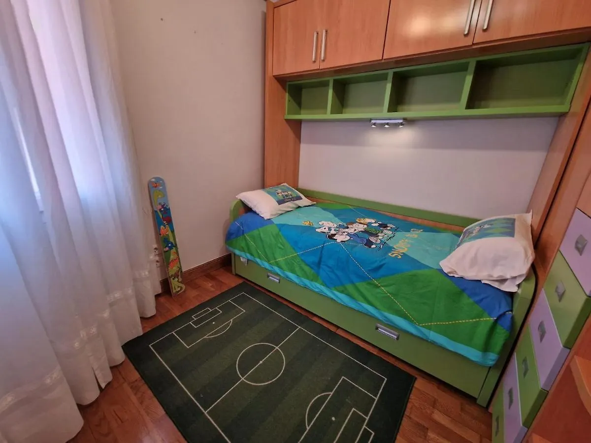 Family Apartment / Apartamento Familiar Getxo